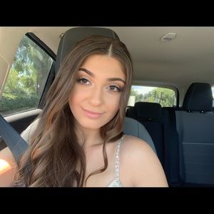 Meet your Posher, Kayelee